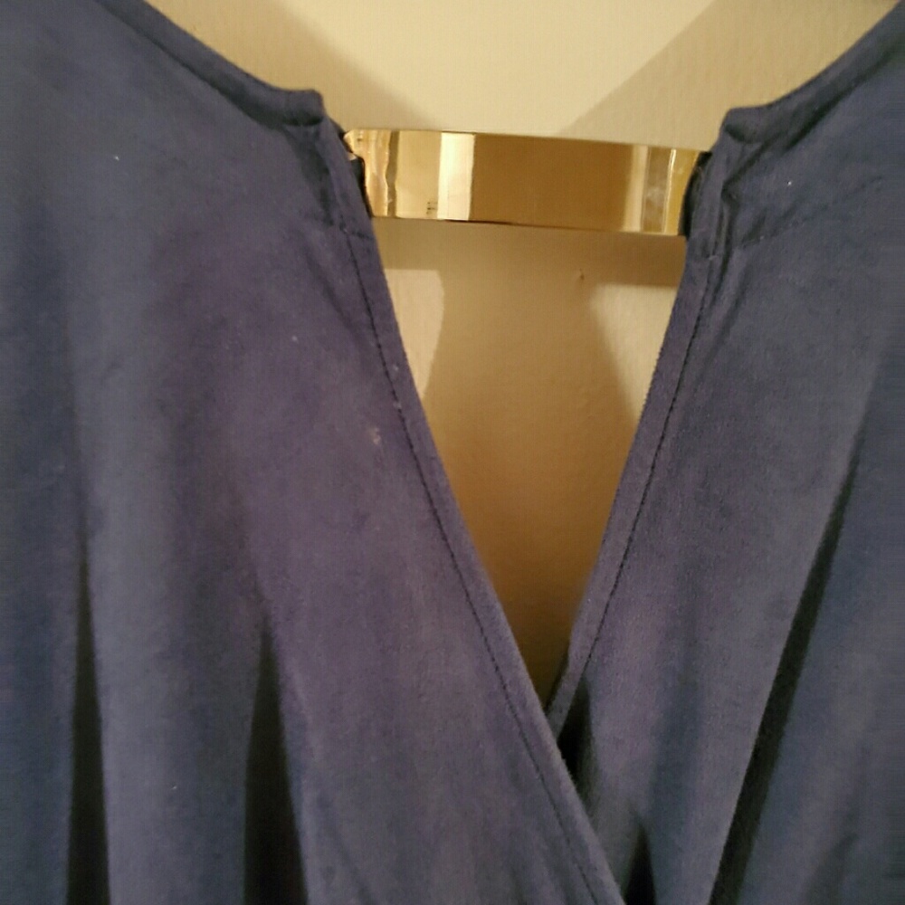 Blue suede BEBE wrap dress - Picture 3 of 4